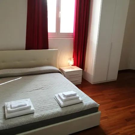 Residenza Piazza Dei Martiri 8 Bologna