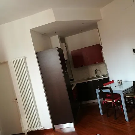 Residenza Piazza Dei Martiri 8