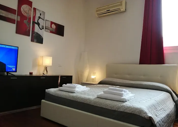 Residenza Piazza Dei Martiri 8 Bolonia