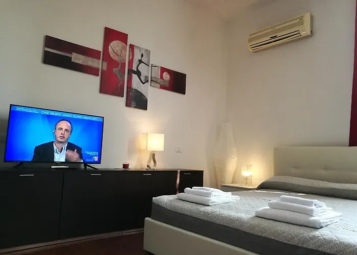 Residenza Piazza Dei Martiri 8