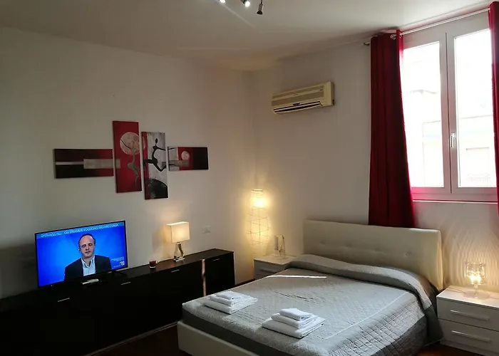 Residenza Piazza Dei Martiri 8 Апартаменты *